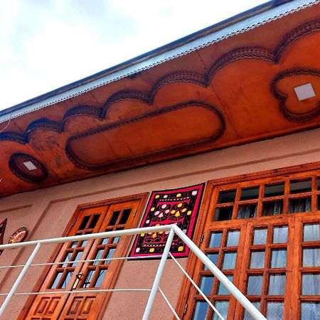 Istirohat Guest House Semerkant Dış mekan fotoğraf