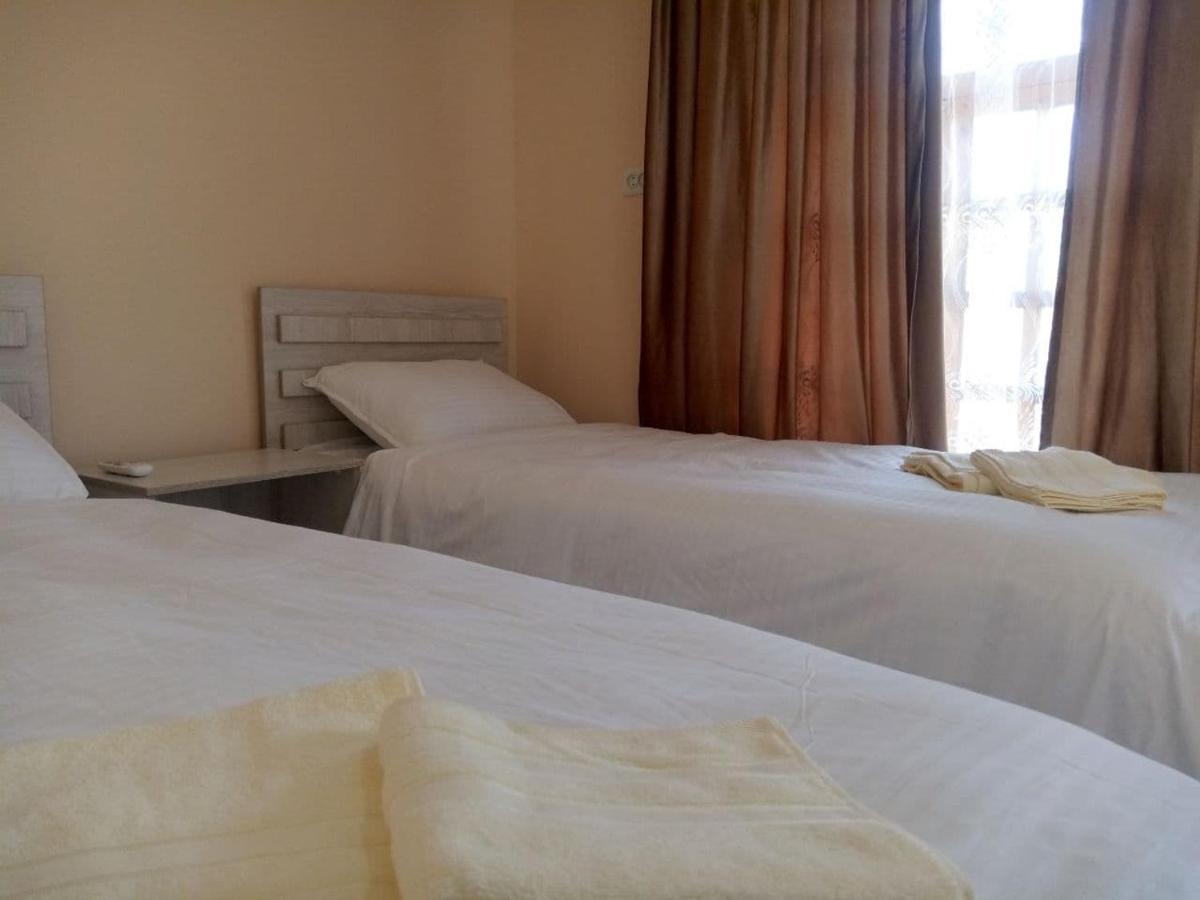 Istirohat Guest House Semerkant Dış mekan fotoğraf