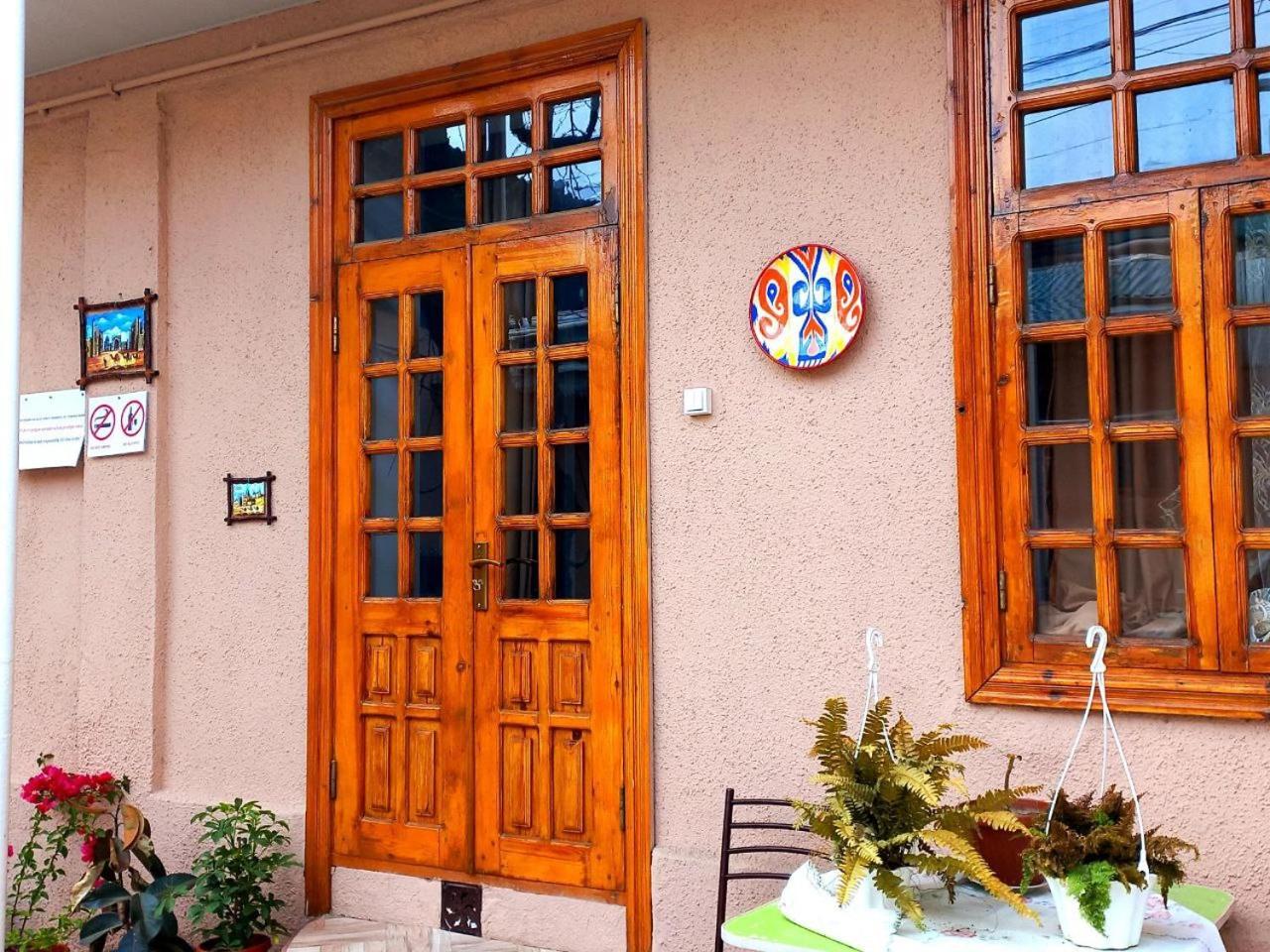 Istirohat Guest House Semerkant Dış mekan fotoğraf